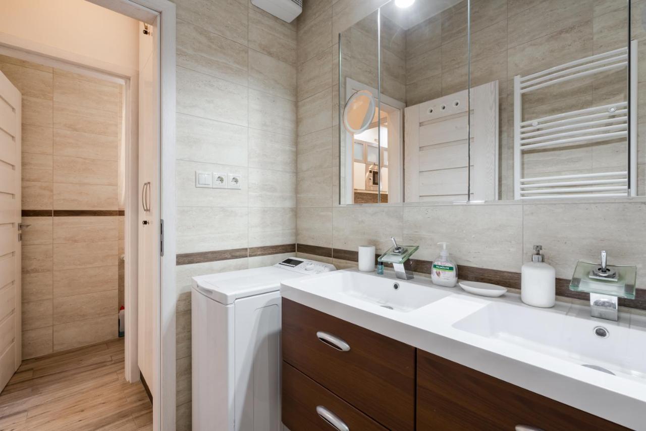 Bpr Pure Nature Designer Suite Budapest Exterior photo